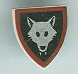 3846p44a | Minifigure, Shield Triangular Short with Wolfpack Oval Eyes, Red Border over Black Background Pattern | LEGOPART