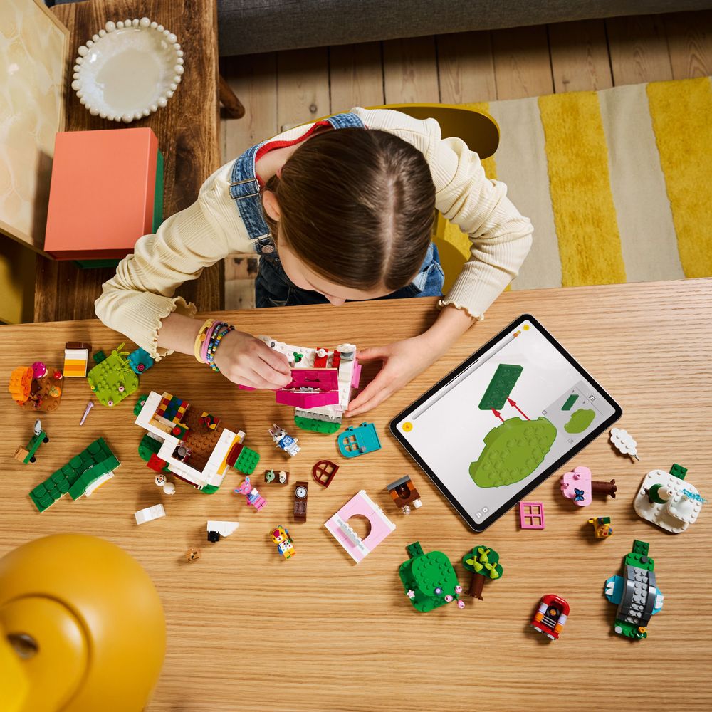 Creative Houses Season of Fun LEGO 77057