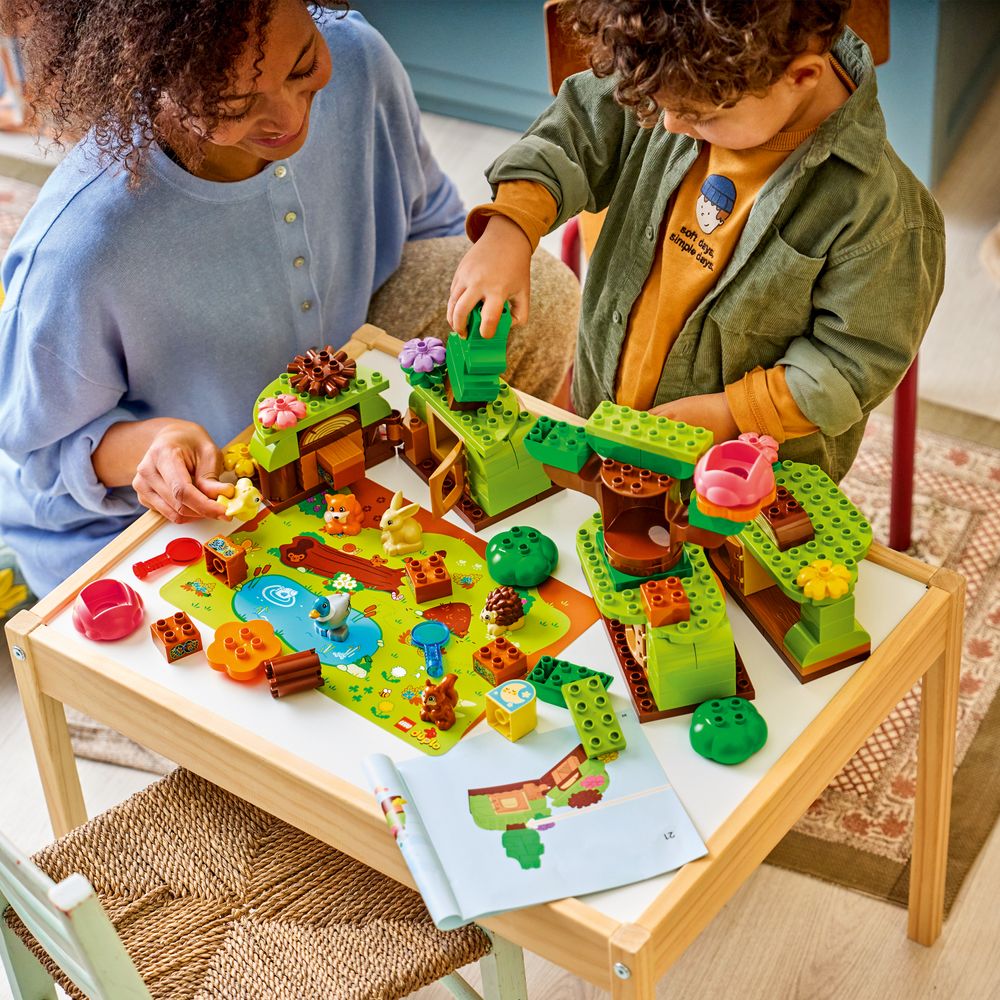 Discovery Forest with Wild Animals LEGO 10480