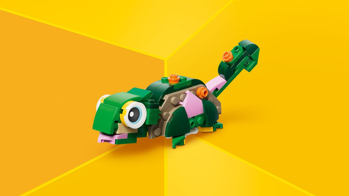 Turtle with a Water Lily Flower LEGO 31377