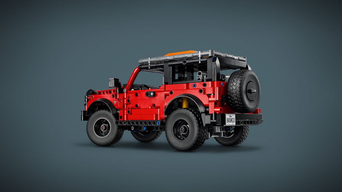 Ford Bronco® SUV LEGO 42213