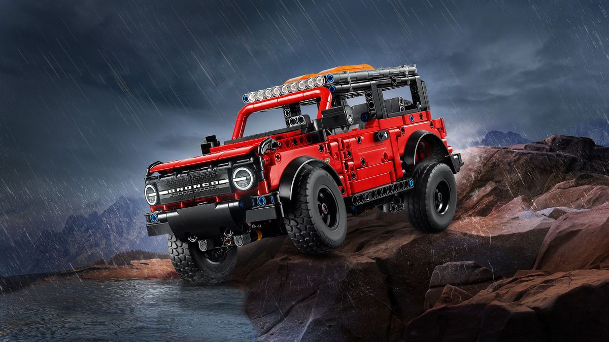 Ford Bronco® SUV LEGO 42213