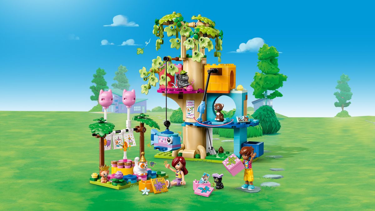 Cat Birthday Party & Tree House LEGO 42666