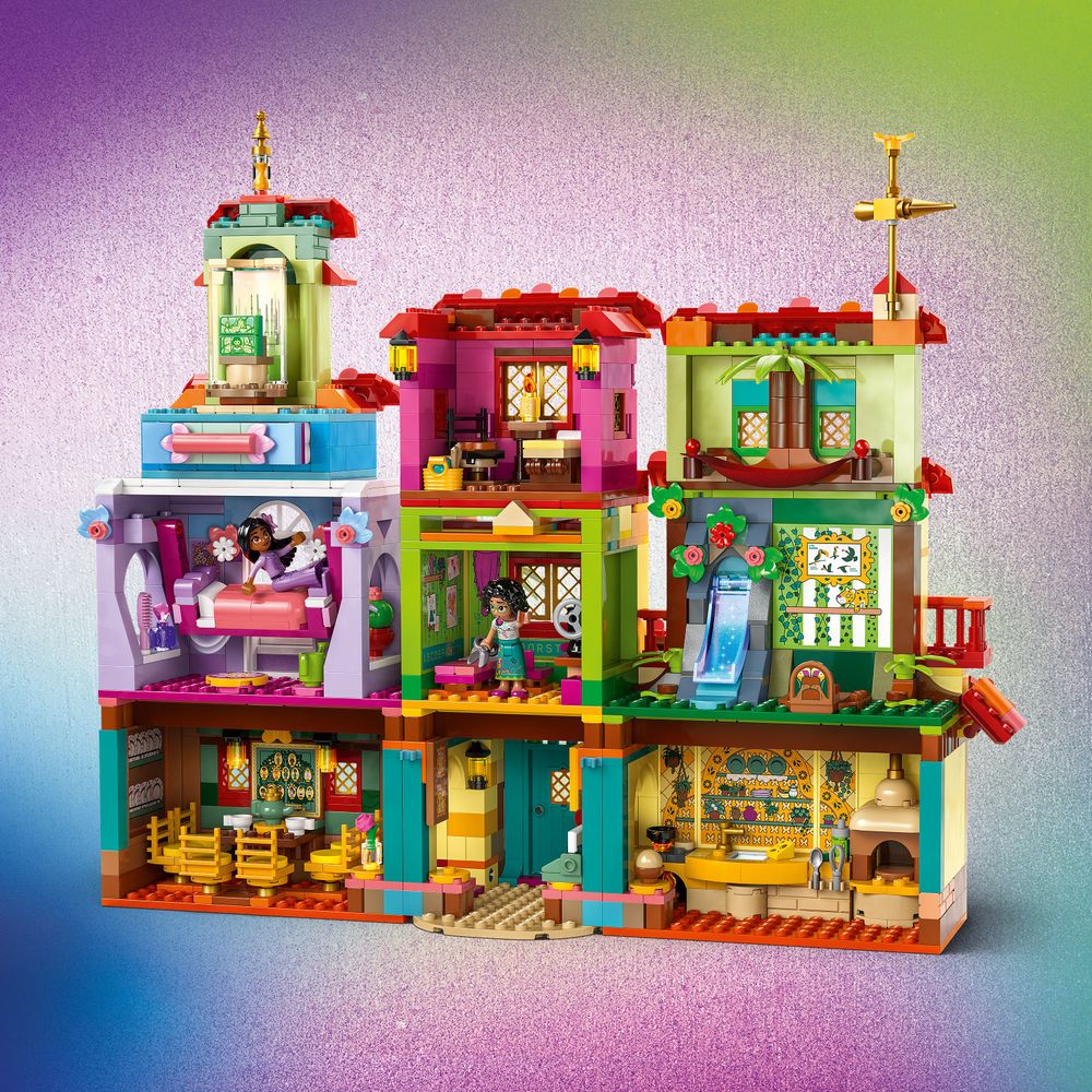 The Magical Madrigal House LEGO 43245