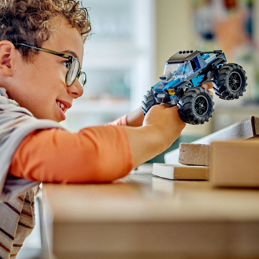 Blauwe monstertruck LEGO 60402