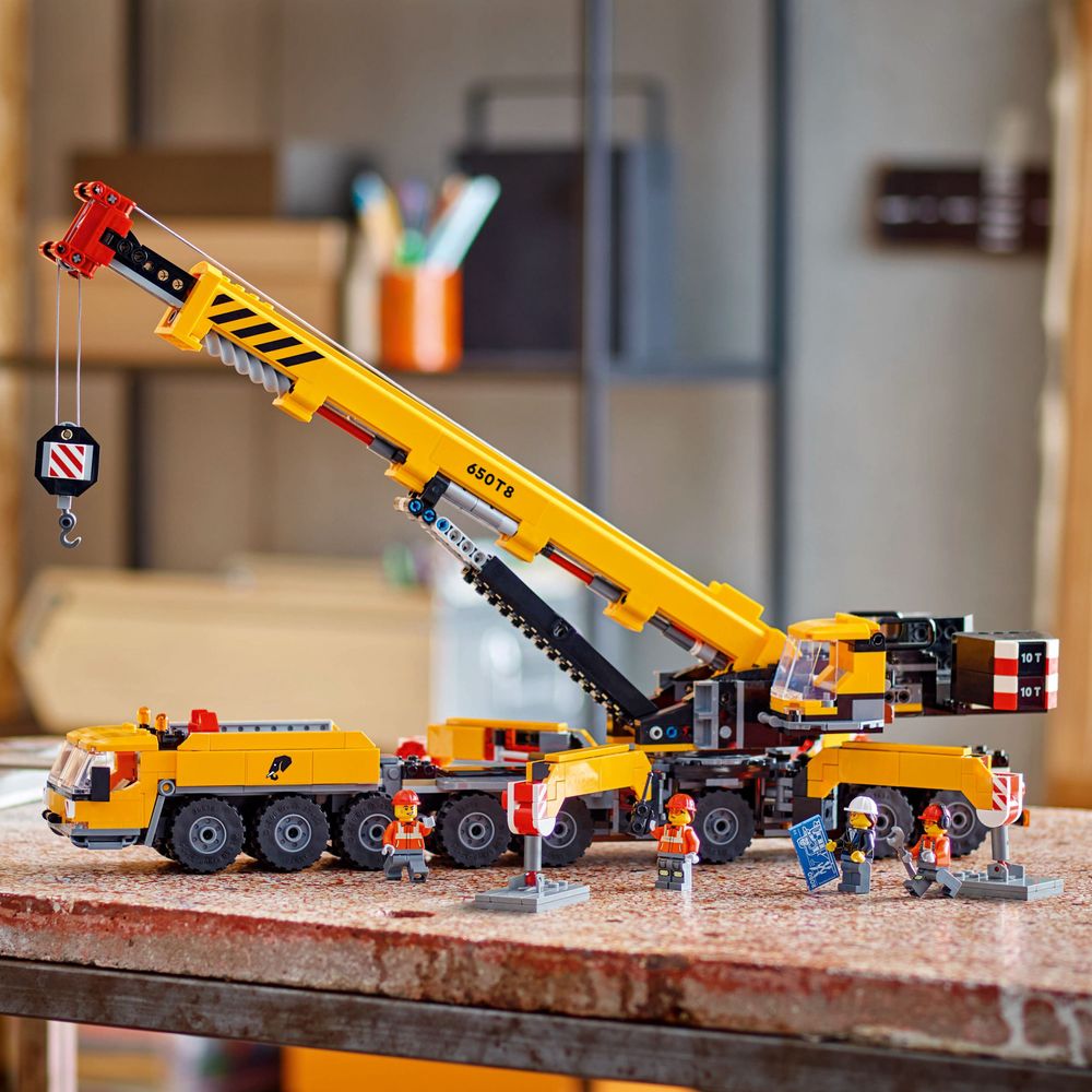 Yellow Mobile Construction Crane LEGO 60409