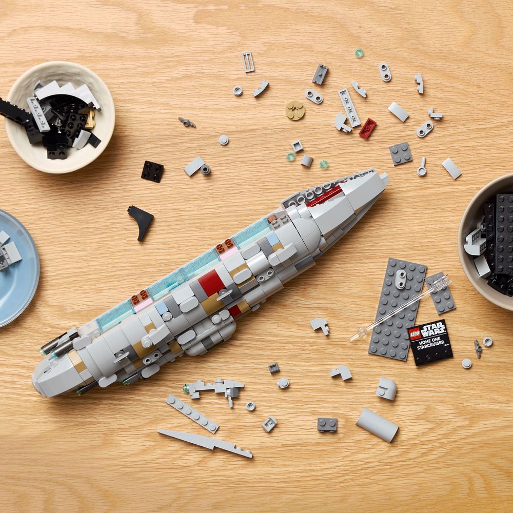 Home One Starcruiser LEGO 75405