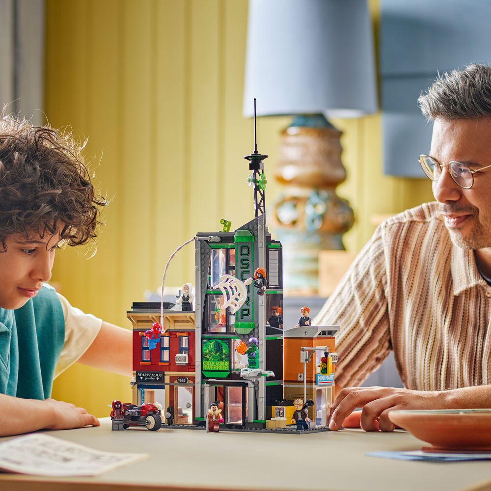 Spider-Man vs. Oscorp LEGO 76324