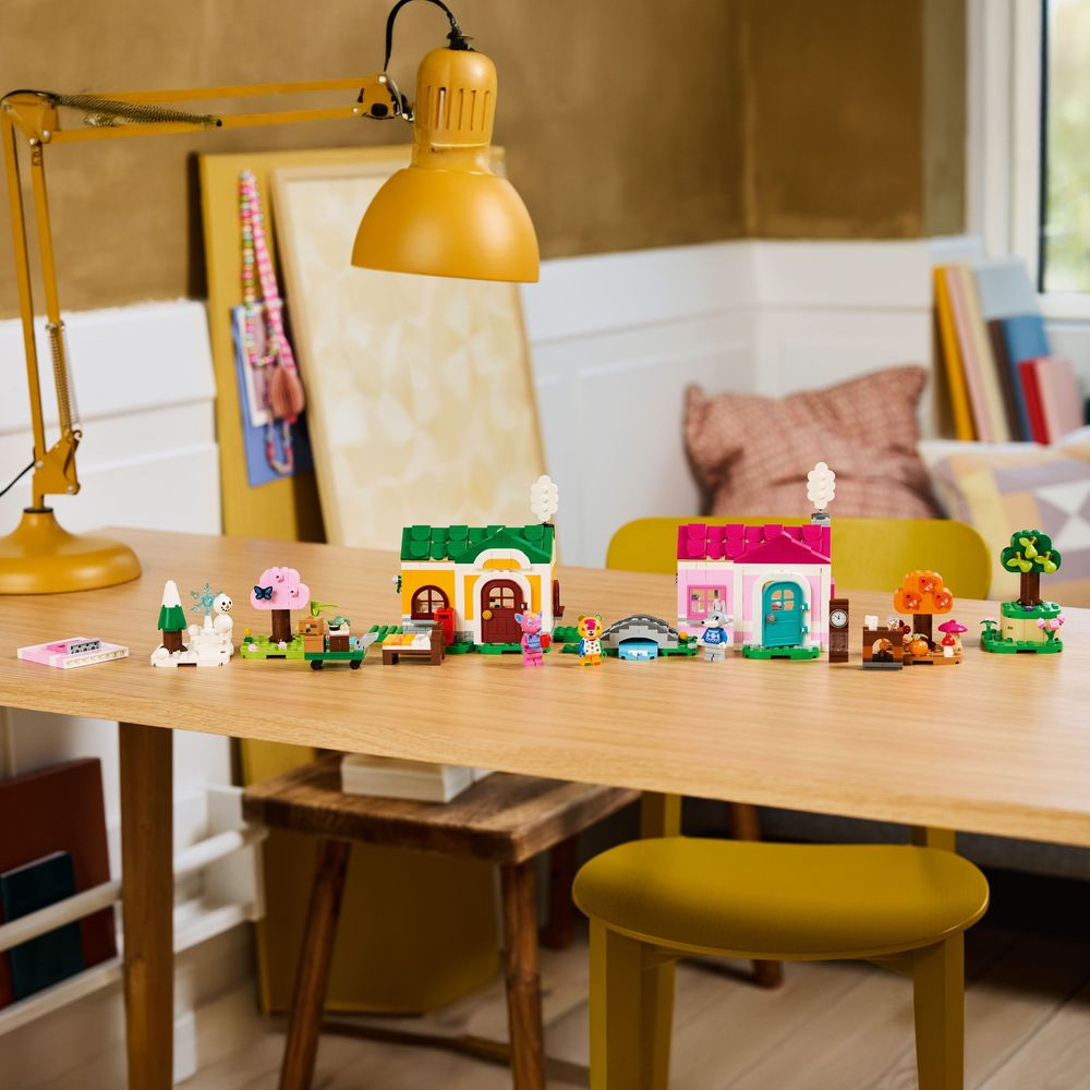 Creative Houses Season of Fun LEGO 77057