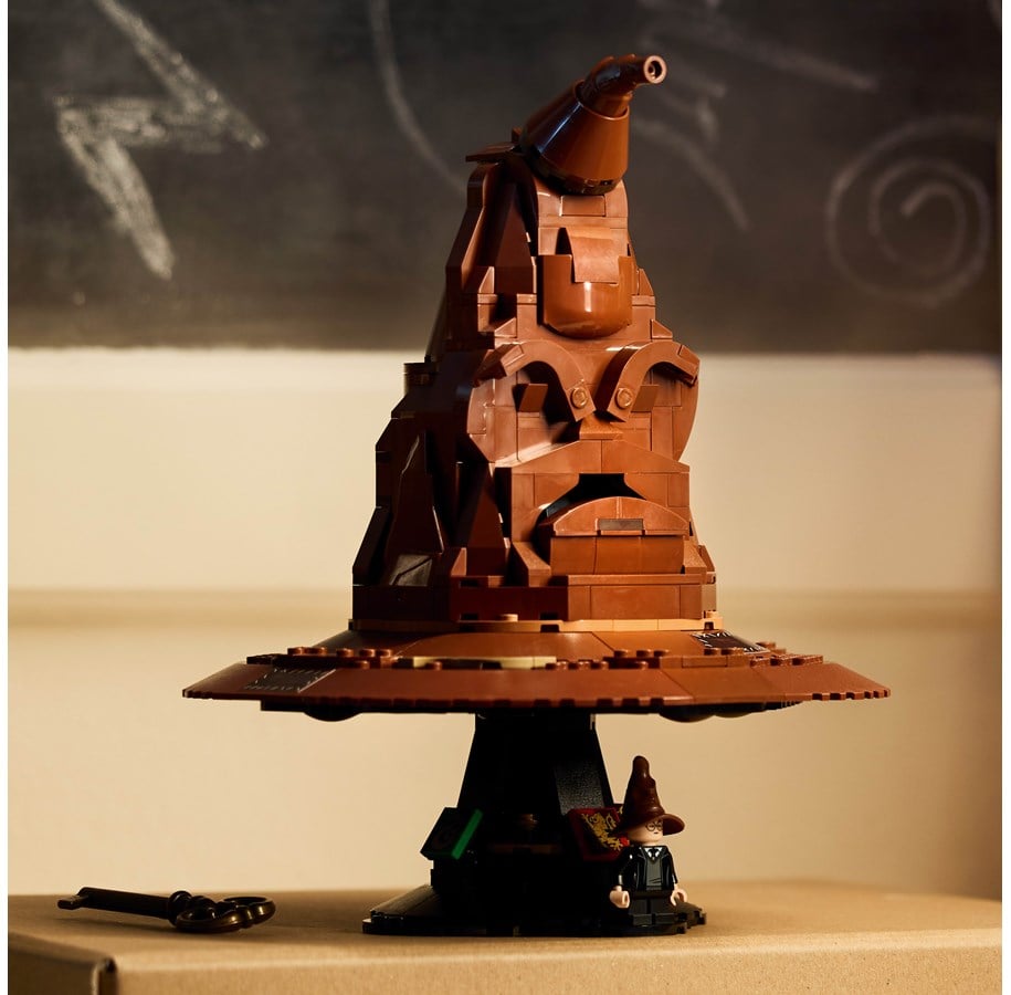 Talking Sorting Hat™ LEGO 76429