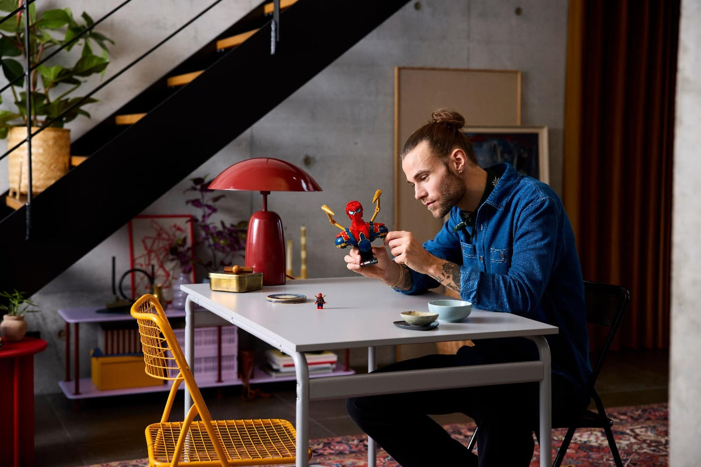 Iron Spider-Man Bust LEGO 76326