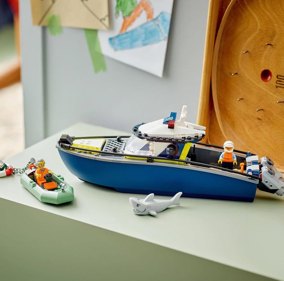 Police Boat Chase LEGO 60456