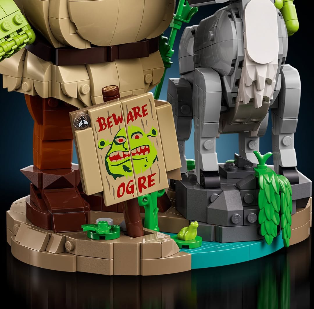 Shrek, Donkey & Puss in Boots LEGO 72423