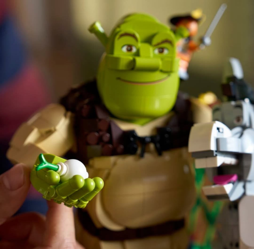 Shrek, Donkey & Puss in Boots LEGO 72423