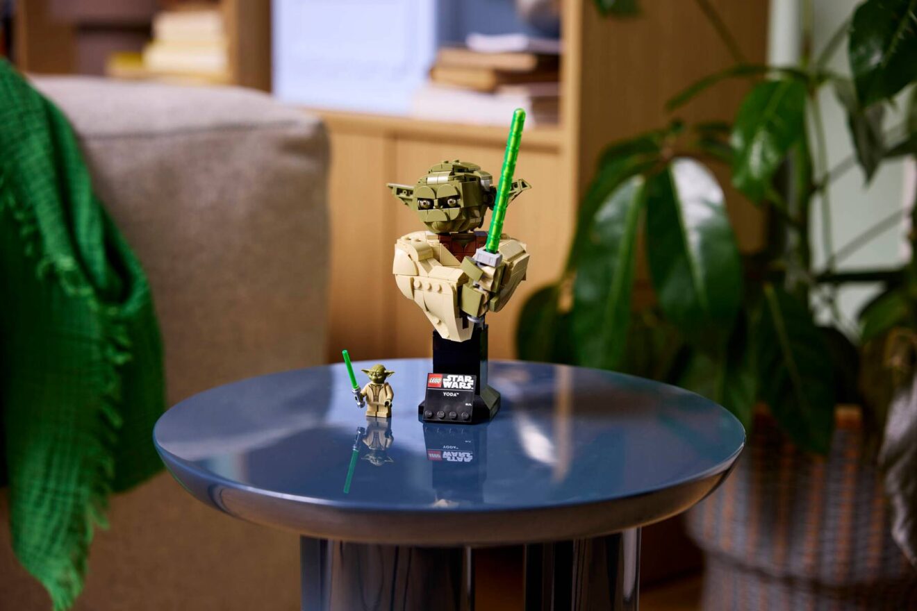 Yoda Bust LEGO 75438
