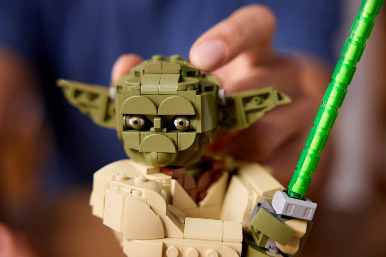 Yoda Bust LEGO 75438