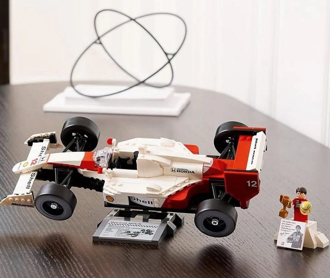 Mclaren Formula 1 LEGO 10330