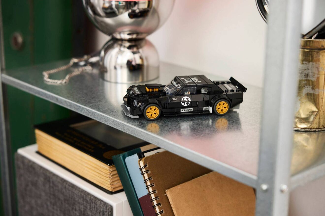 Ken Block's '65 Ford Mustang Hoonicorn V LEGO 77262